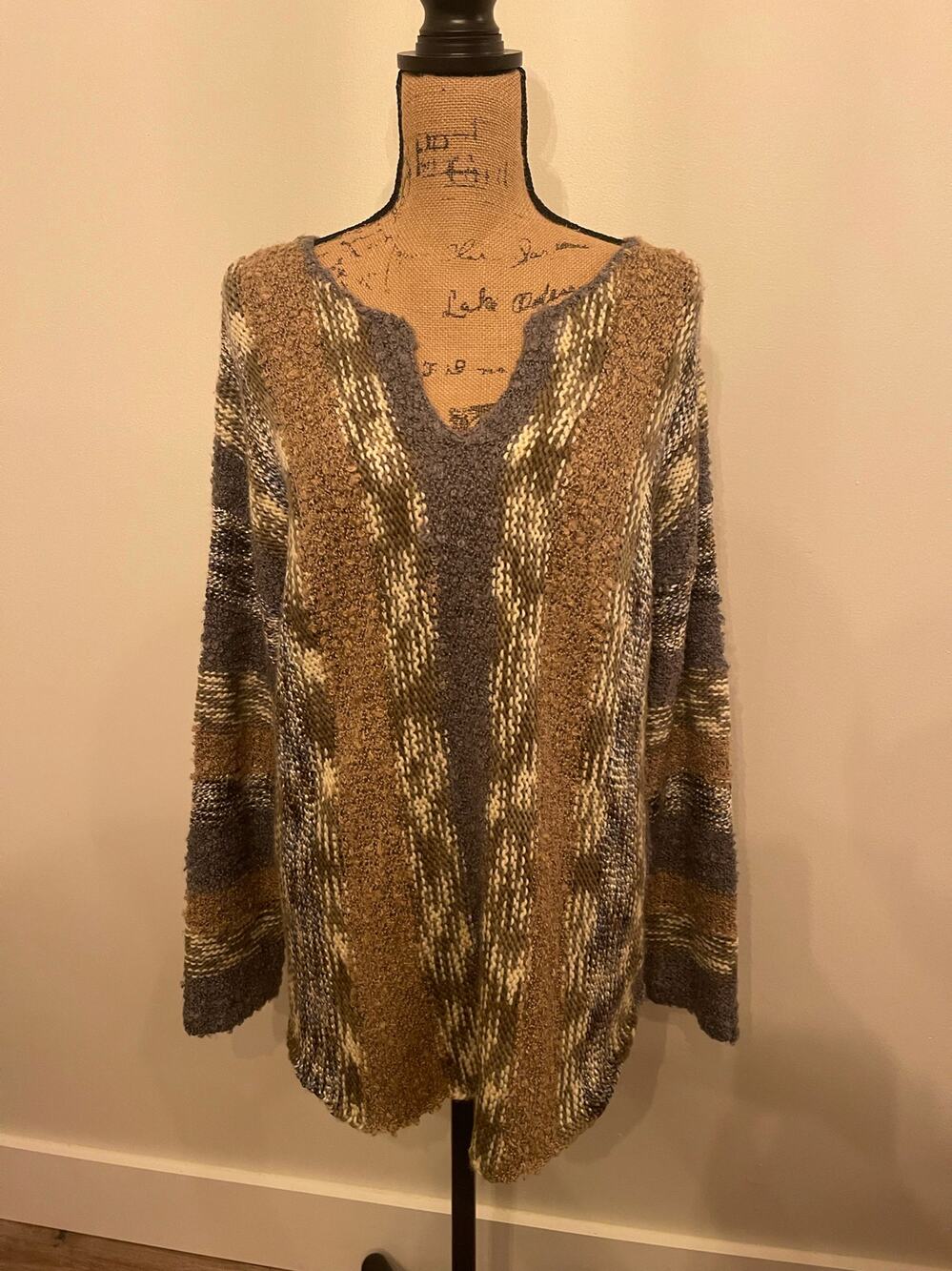 Cupio Sweater Gray Brown Size Large